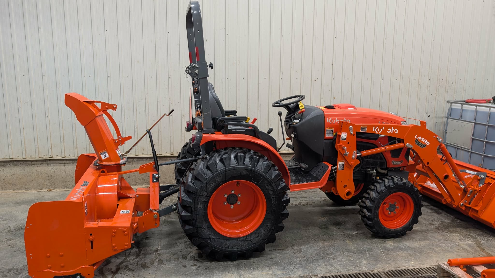 Kubota Lx3310HSD 2025