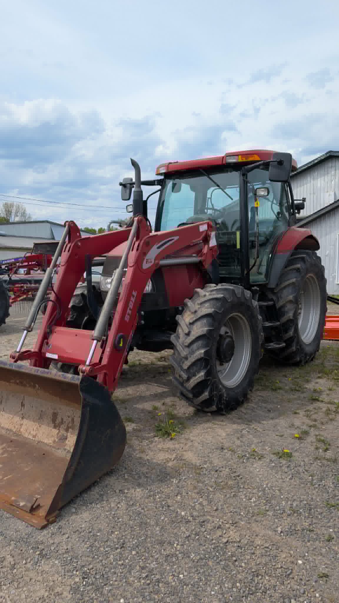 Case Maxxum 110 édition PRO